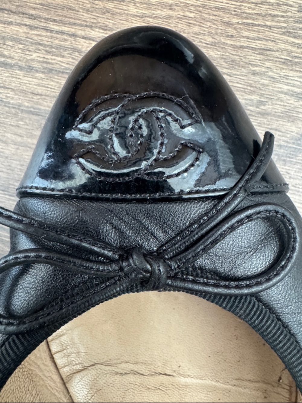CHANEL Black Patent Cap-Toe Bow Ballet Flats - Picture 9 of 10